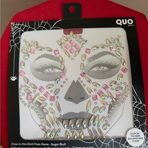 Free with purchase over $20Quo Beauty Glow-in-the-Dark Face Gems